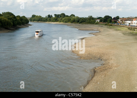 Marée basse Tamise la marée basse à Barnes LONDON UK sud-ouest. HOMER SYKES Banque D'Images