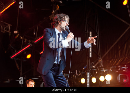 L'exécution d'une pâte secret show sur la scène du parc au festival de Glastonbury 2011 Banque D'Images