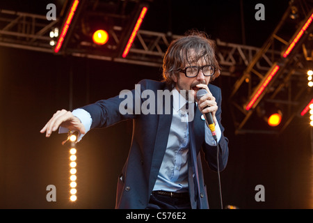 L'exécution d'une pâte secret show sur la scène du parc au festival de Glastonbury 2011 Banque D'Images