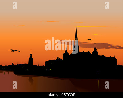 Silhouette de Stockholm au coucher du soleil, l'Hôtel de Ville, la cathédrale de Riddarholm. La Suède Banque D'Images