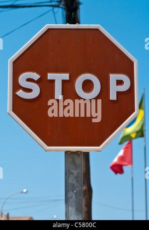 Arrêter l'espagnol Espagne signe Road Sign Banque D'Images