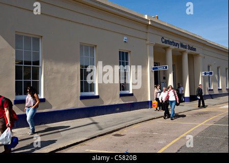 La gare ouest de Canterbury, UK Banque D'Images