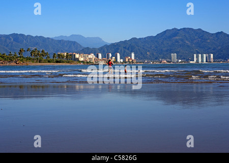 L'Amérique centrale, d'Amérique centrale, la cité, la ville, l'Amérique latine, Mexique, mexicaine, Boca de Tomates beach, Puerto Vallarta, Jal de l'état Banque D'Images