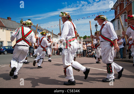Morris Dancing le centenaire Morris Dancing Festival à Thaxted, Essex, Angleterre, en 2011 Banque D'Images