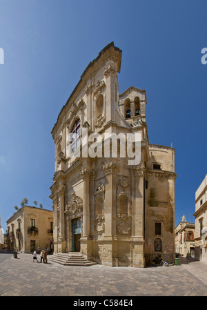 L'Italie, l'Europe, Chiesa di Santa Chiana, Lecce, Pouilles, ville, village, printemps, les gens, l'église, Banque D'Images