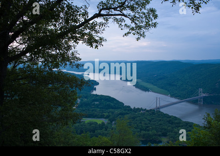 Bear Mountain et Hudson Highlands Pont sur l'Hudson, à l'État de New York Banque D'Images