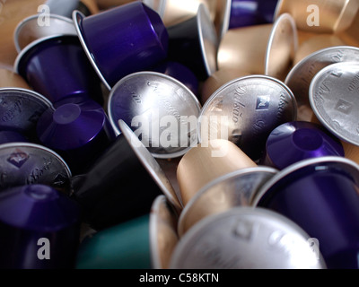 Des capsules de café Nespresso tasses Banque D'Images