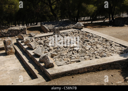 La Grèce. L'île d'Aegina. Temple d'Aphaia (5e-6e siècles avant J.-C.). Ruines. Banque D'Images