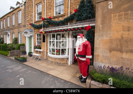 Boîte de Noël shop à Cotswolds village de Broadway Banque D'Images