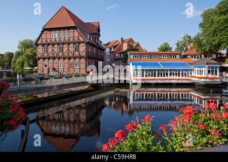 Restaurant 'Luener Muehle' et l'hôtel Bergstroem, Lunebourg, Basse-Saxe, Allemagne Banque D'Images