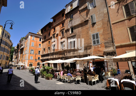 Italie, Rome, Ghetto juif, via del Portico d'Ottavia Banque D'Images