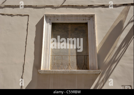 Ittaly, Rome, Ghetto juif, Palazzo di Giacomo Mattei, a briqué la fenêtre trompe l'oeil Banque D'Images