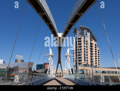 Pont de Lowry, Salford Quays, Greater Manchester, Angleterre Banque D'Images