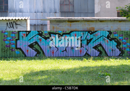 Les graffitis de rue à Brno Banque D'Images