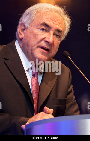 Dominique Strauss-Kahn, président du FMI Fonds monétaire international l'expression tête portrait scandale bouffons Banque D'Images