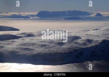 Vue aérienne sur contreforts au nord et de l'Inlandsis Nansen vers gamme Eisenhower et Reeves Glacier mer de Ross, Antarctique Banque D'Images