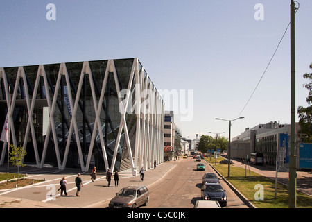 Scène de rue avec siège Tallink dans la nouvelle ville, Tallinn, Estonie Banque D'Images