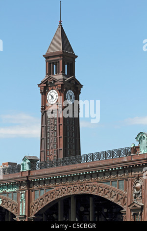 La tour de l'horloge sur l'Erie-Lackawanna Railroad et le terminal de ferry à Hoboken (New Jersey). Banque D'Images