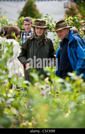 Penelope Keith à l'Hampton Court Flower Show 2011 Banque D'Images