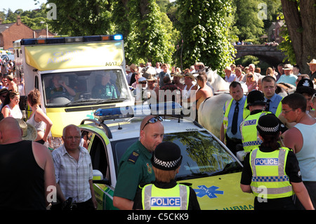 Les services d'urgence à un incident à l'Appleby Horse Fair à Appleby-In-Westmorland, Cumbria, Angleterre, Royaume-Uni Banque D'Images