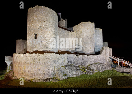 Château de Harlech par nuit à Harlech, Gwynedd, au nord du Pays de Galles, Royaume-Uni Banque D'Images