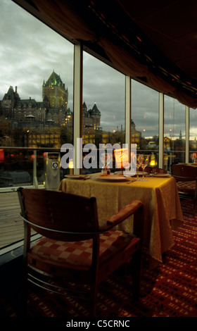 Avis de Frontenac à partir de la salle à manger du bateau de croisière Costa Atlantica Banque D'Images