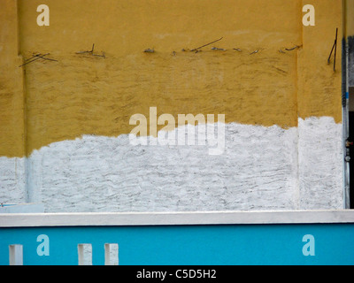 Près d'un bâtiment nouvellement construit Banque D'Images