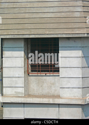 Près d'un bâtiment nouvellement construit Banque D'Images