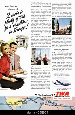 Annonce des années 1950 dans le magazine américain tourisme publicité par TWA Trans World Airlines Banque D'Images