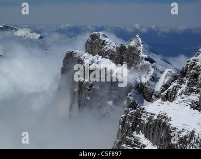 La neige sur la montagne dans la station de ski de Flaine dans le Rhone Alpes Banque D'Images