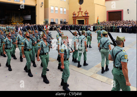 Des soldats de la légion étrangère à la Procession de la Semana Santa (Semaine Sainte) à Malaga, Andalousie, Espagne Banque D'Images