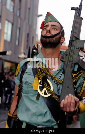 Des soldats de la légion étrangère à la Procession de la Semana Santa (Semaine Sainte) à Malaga, Andalousie, Espagne Banque D'Images