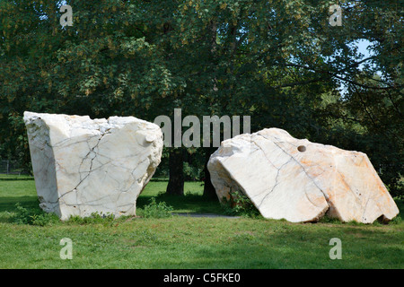 Projet global Stone, Tiergarten, Berlin, Allemagne - cristal de quartz blanc d'Europe 'Awakening' Banque D'Images