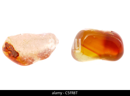 Deux échantillons de roche de l'Inde de gauche à droite la cornaline et Agate Banque D'Images