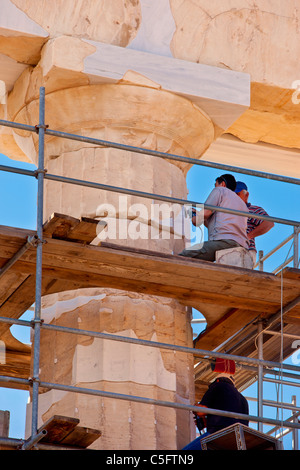 Les travaux de restauration du Parthénon (en cours depuis 1975), est un gigantesque casse-tête 3d, de l'Attique Athènes Grèce Banque D'Images