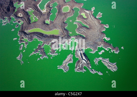 Le Lac Turkana est situé dans la Grande Vallée du Rift au Kenya.C'est le plus grand lac de désert. Banque D'Images