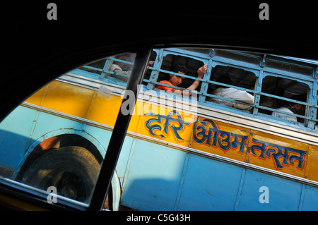 Une scène de rue à Kolkata, Inde Banque D'Images