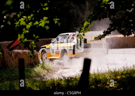 Un original Audi Quattro voiture rallye en forêt stade de Goodwood House dans le cadre du Festival of Speed 2011. Banque D'Images