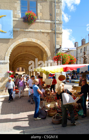 Jour de marché à Fleurance, Gers 32, Midi Pyrenees, France, Banque D'Images