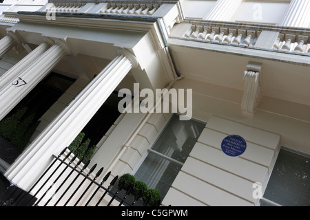 Blue plaque accueil et ancienne résidence de Neville Chamberlain à Eaton Square. Banque D'Images