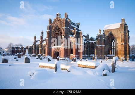 Abbaye de Melrose dans de la neige profonde Banque D'Images