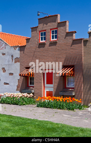 L'architecture et de commerces de la Dutch Village attraction touristique de Holland, Michigan, États-Unis. Banque D'Images