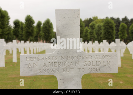 Pierre tombale d'un soldat américain "connus mais à Dieu' Oise Aisne Chateau Thierry France Nr Cimetière Banque D'Images