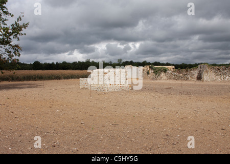 Croix Rouge ferme près de Chateau Thierry France Banque D'Images