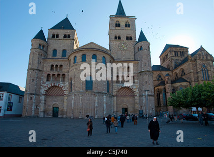 Hohe Domkirche St. Peter zu Trier, mit Liebfrauenkirche, Cathédrale de Trèves, Saint Peter, dome Banque D'Images