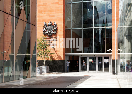 Entrée de la Cour des magistrats de Manchester City et les coroners, Spinningfields, Manchester UK Banque D'Images