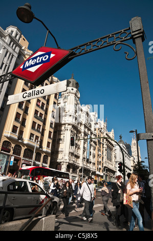La station de métro Callao sur la Gran Via, au coeur de Madrid, dans le quartier commercial et de shopping, Madrid, Espagne Banque D'Images