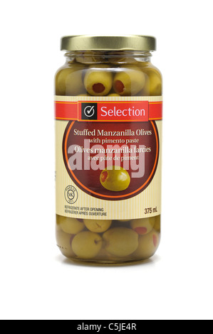 Olives / pot d'Olives Manzanilla farcies Banque D'Images