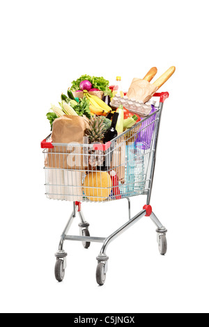 Un portrait d'un panier plein de produits alimentaires sains Banque D'Images