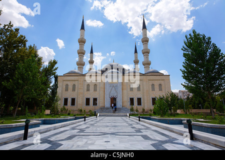 - Turkménistan Ashgabat - la mosquée de l'Azadi Banque D'Images